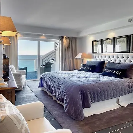 Casa Coelho - Jacuzzi Rooftop- Frente Mar- Chic 호텔 4*